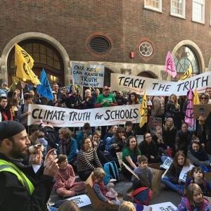 莱昂纳多（小李子）的VKontakte主页(@leonardodicaprio)