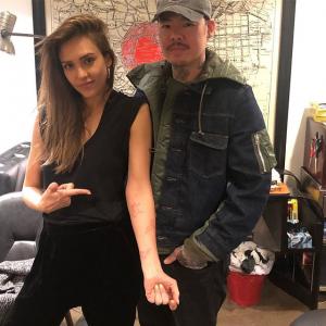 杰西卡·阿尔巴的VKontakte主页(@jessicaalba)