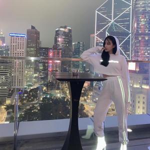 VK施薇靓的VKontakte主页(@vickybabyswl)