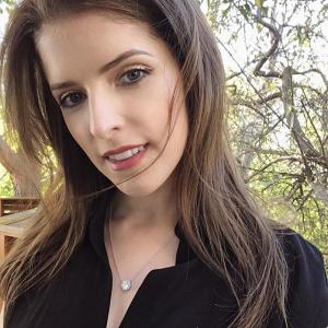 安娜肯德里克的VKontakte主页(@annakendrick47)