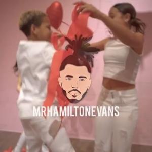 梅根·特瑞娜的VKontakte主页(@meghan_trainor)