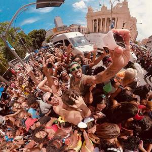 凯奥·卡斯特罗的VKontakte主页(@caiocastro)