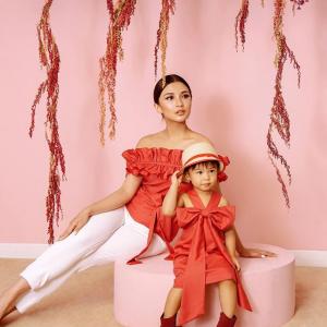 切尔西奥利维亚甲亮的VKontakte主页(@chelseaoliviaa)