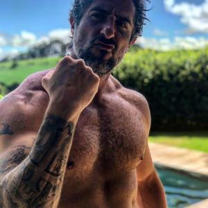 马科斯米昂Marcos Mion的VKontakte主页(@marcosmion)