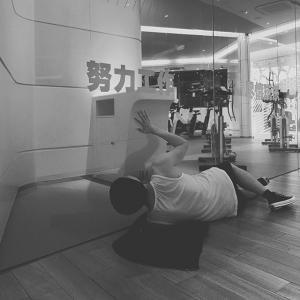 张艺兴的VKontakte主页(@zyxzjs)