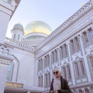 萨斯基亚·森卡尔的VKontakte主页(@zaskiasungkar15)