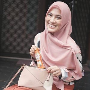 阿丽莎·索班多诺Alyssa Soebandono的VKontakte主页(@ichasoebandono)