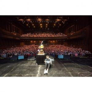 郑海寅的VKontakte主页(@holyhaein)