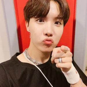 韩国防弹少年团BTS的成员JHOPE 的VKontakte主页(@bts_jhope)