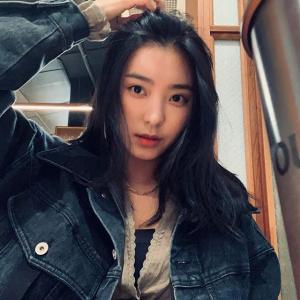 尹宝拉的VKontakte主页(@borabora_sugar)