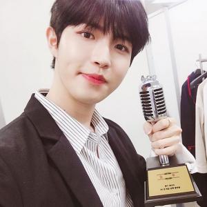 韩国艺人金在焕的VKontakte(@jaehwan0527)