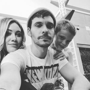 希拉里达夫VKontakte