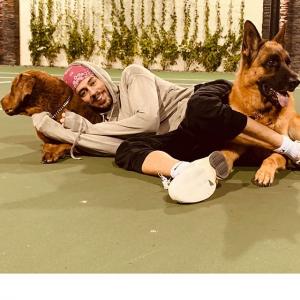 安立奎·伊格莱希亚斯VKontakte