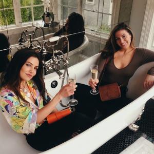 丹妮尔·坎贝尔VKontakte