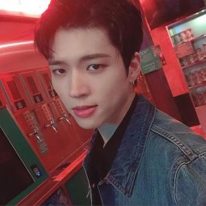 韩国艺人南优贤的VKontakte主页(@nwh91)