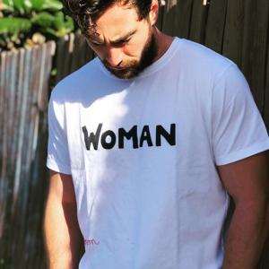 亚伦·泰勒-约翰逊VKontakte