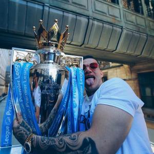 Manchester City  VKontakte