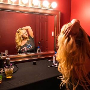 斯托米·丹尼尔斯VKontakte