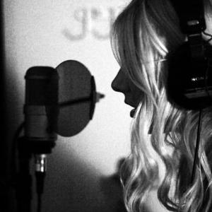 泰勒·摩森VKontakte