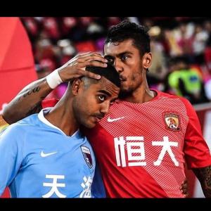 保利尼奥VKontakte