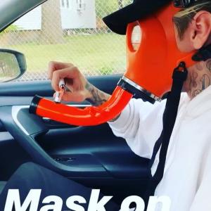 艾伦·卡特  VKontakte