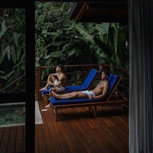 路易·达尔西斯VKontakte